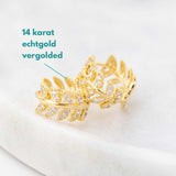 Ohrringe von iced studios™: Leaf Earrings 14K Vergoldet