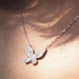 Ketten von iced studios™: Sparkling Butterfly Chain iced studios™